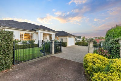 /international/nz/7-hendrika-court-hobsonville-waitakere-city-380066107461/