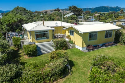 /international/nz/1-rodney-avenue-te-horo-kapiti-coast-380066117307/
