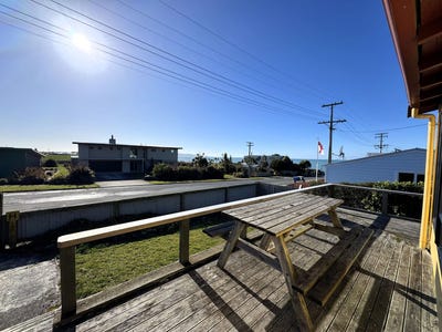 /international/nz/7-rimu-street-kaka-point-clutha-380066181740/
