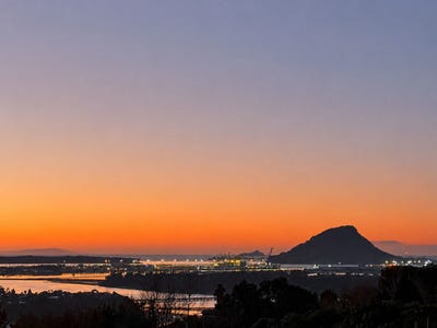 /international/nz/146-waikite-road-welcome-bay-tauranga-380066113690/