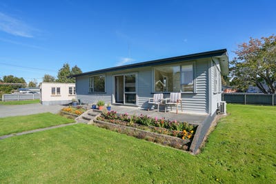 /international/nz/48-queen-street-otautau-southland-380066124949/