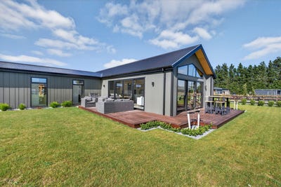 /international/nz/22-eric-crozier-road-darfield-selwyn-380066098750/