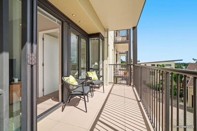 /international/nz/525-east-coast-road-browns-bay-north-shore-city-380066083422/