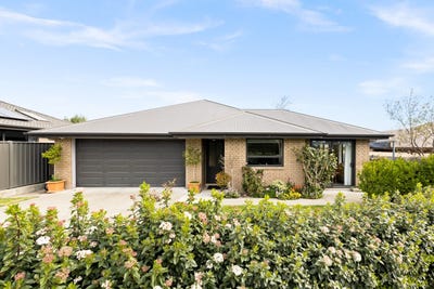 /international/nz/arataki-road-havelock-north-hastings-380066099971/