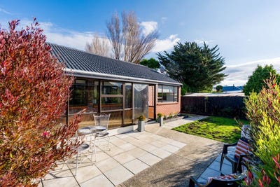 /international/nz/38-bay-view-road-south-dunedin-dunedin-city-380066078756/