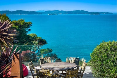 /international/nz/47-puriri-place-sandspit-rodney-380066106213/