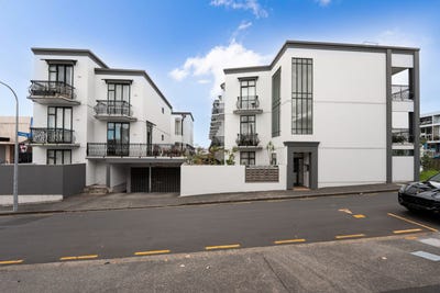 /international/nz/eden-terrace-auckland-city-380066120062/