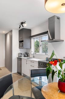 /international/nz/30-huapai-street-one-tree-hill-auckland-city-380066183429/