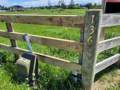 /international/nz/136-flat-road-kihikihi-waipa-380066078657/