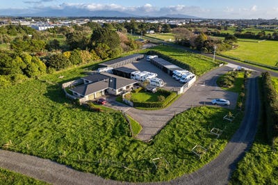 /international/nz/32-airport-drive-bell-block-new-plymouth-380066109511/