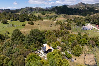 /international/nz/0-takaka-hill-highway-motueka-tasman-380066100817/