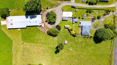/international/nz/12-toko-road-stratford-taranaki-380066115853/