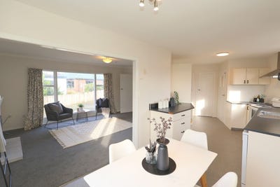 /international/nz/edinburgh-crescent-waikiwi-invercargill-city-380066118548/