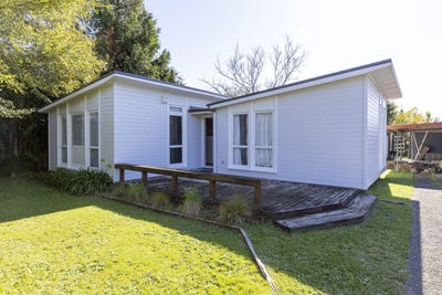 /international/nz/21-tureiti-place-turangi-taupo-380066100427/