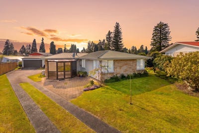 /international/nz/31-hall-crescent-taumarunui-ruapehu-380066183430/
