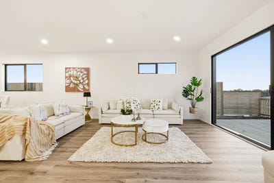 /international/nz/14-mairehau-street-westgate-waitakere-city-380066110598/