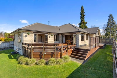 /international/nz/114-burwood-road-matamata-waikato-380066180950/