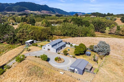 /international/nz/0-derham-road-te-horo-kapiti-coast-380066090313/