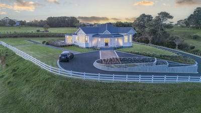 /international/nz/20-andrew-pye-road-manukau-heads-franklin-380066079469/