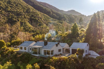 /international/nz/19-baywaters-lane-closeburn-queenstown-lakes-closeburn-queenstown-380066183858/