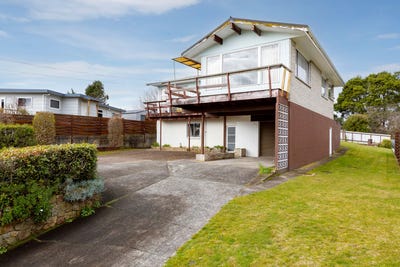 /international/nz/120-elizabeth-street-tauhara-taupo-380066170403/