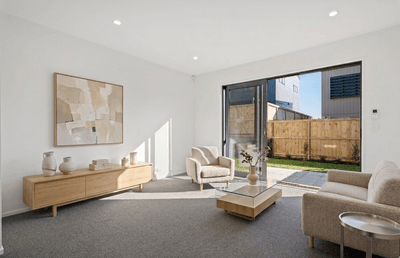 /international/nz/40-koura-road-flat-bush-manukau-city-380066111470/