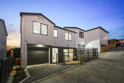/international/nz/massey-waitakere-city-380066177540/