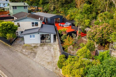 /international/nz/9-barberry-grove-maungaraki-lower-hutt-city-380066096163/