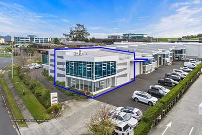 /international/nz/18-corinthian-drive-albany-north-shore-city-380066127865/
