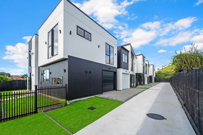 /international/nz/31-wallace-road-mangere-bridge-manukau-city-380066168692/
