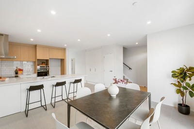 /international/nz/90-mahutonga-avenue-beachlands-manukau-city-380066115772/
