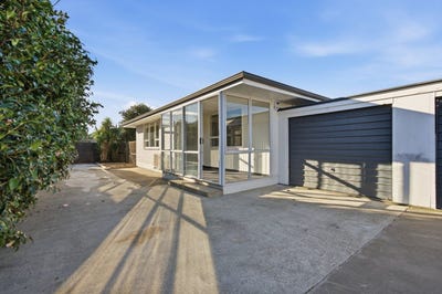 /international/nz/519-hereford-street-christchurch-central-christchurch-city-380066177252/