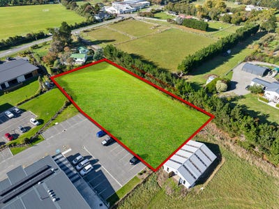/international/nz/greytown-south-wairarapa-380066146568/