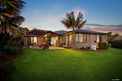 /international/nz/5-basin-place-pukekohe-franklin-380066075877/