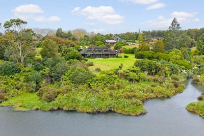 /international/nz/83-manuwai-lane-karaka-wellington-city-380066076429/