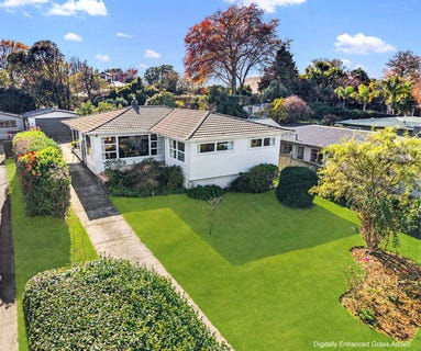 /international/nz/43-high-street-glenholme-rotorua-380066115942/