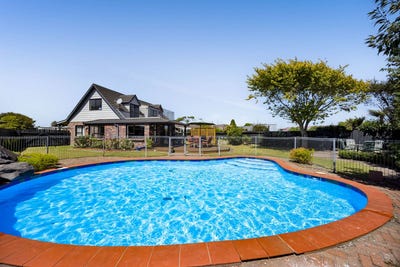 /international/nz/9-county-drive-hawera-south-taranaki-380066110370/