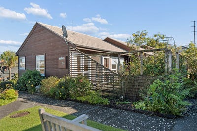 /international/nz/15-puriri-street-takapuna-north-shore-city-380066166660/
