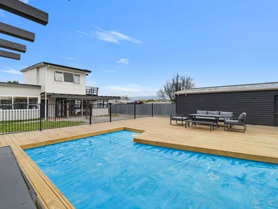 /international/nz/4-woburn-street-waipukurau-and-surrounds-central-hawkes-bay-380066175319/