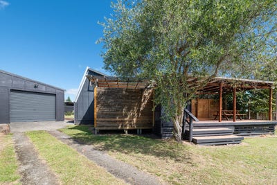 /international/nz/te-hei-place-turangi-taupo-380066115109/