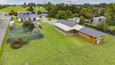 /international/nz/52-church-street-oxford-waimakariri-380066110008/