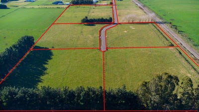 /international/nz/35-laws-road-dannevirke-tararua-380066178994/