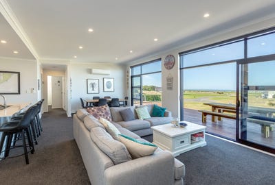 /international/nz/9-puk-lane-te-wharau-carterton-380066184719/