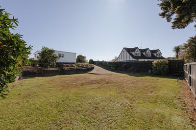 /international/nz/bellevue-tauranga-380066168025/