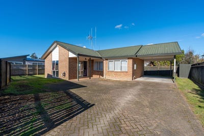 /international/nz/claudelands-hamilton-city-380066168601/