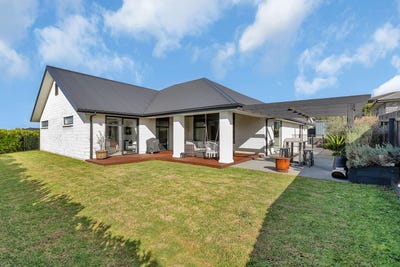 /international/nz/10-sumner-place-kamo-whangarei-380066168023/
