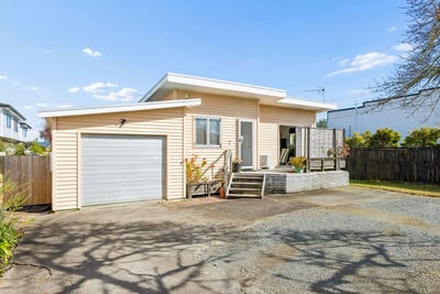 /international/nz/686-te-atatu-road-te-atatu-peninsula-waitakere-city-380066184394/