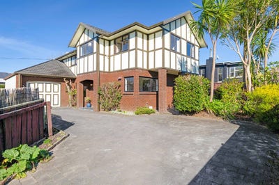 /international/nz/frankleigh-park-new-plymouth-380066102674/