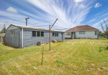 /international/nz/gladstone-street-foxton-horowhenua-380066101252/