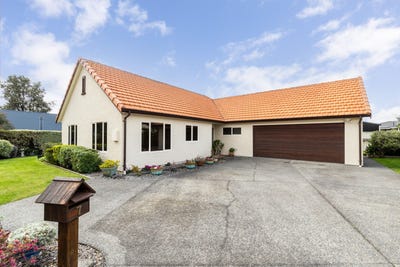 /international/nz/225-te-mata-road-havelock-north-hastings-380066168188/